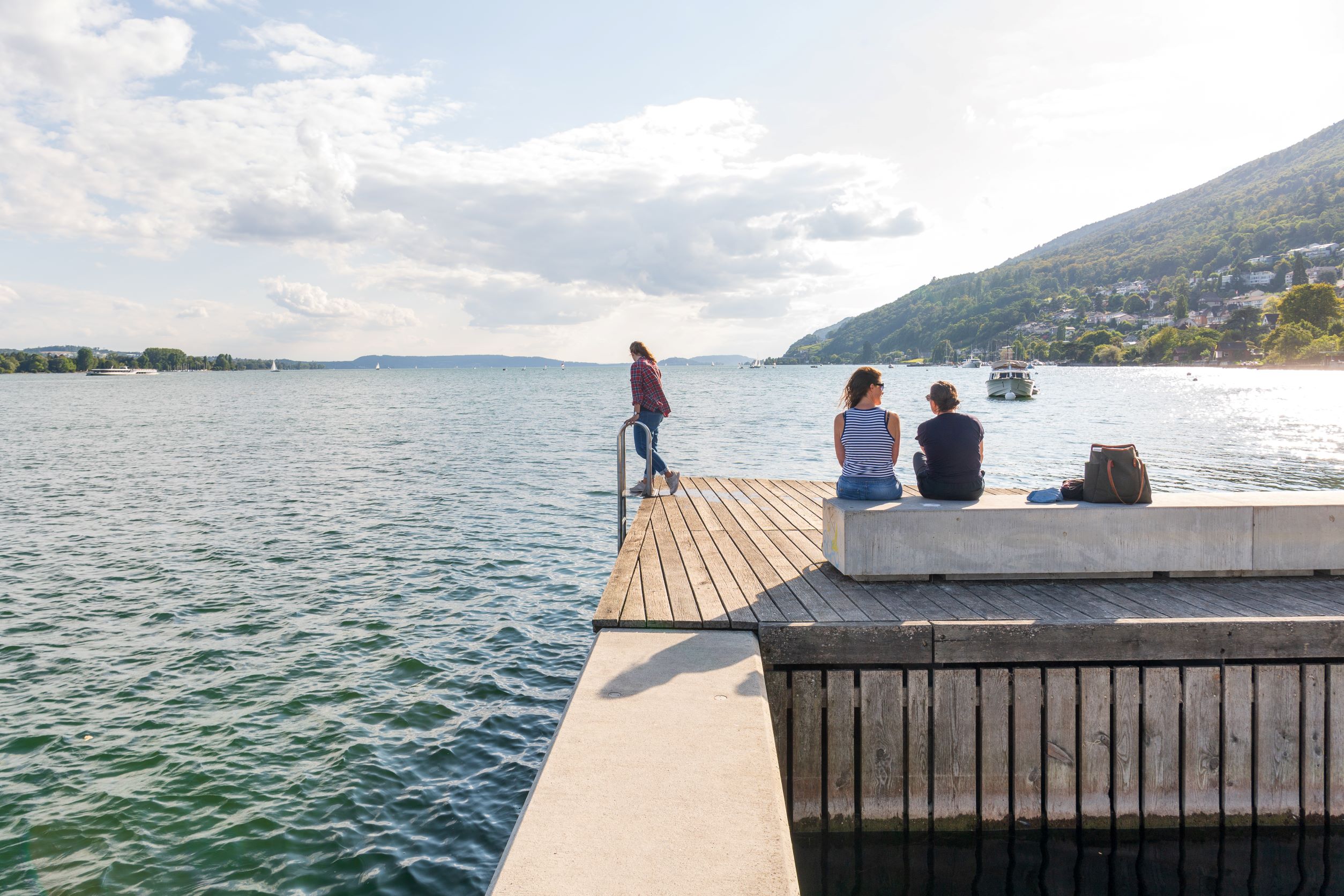 Biel, Beau Rivage, Uferweg und Freifläche (Beispiel See- und Flussufer-Projekt Tiefbauamt Kanton Bern), Bild: B. Devènes, 2021