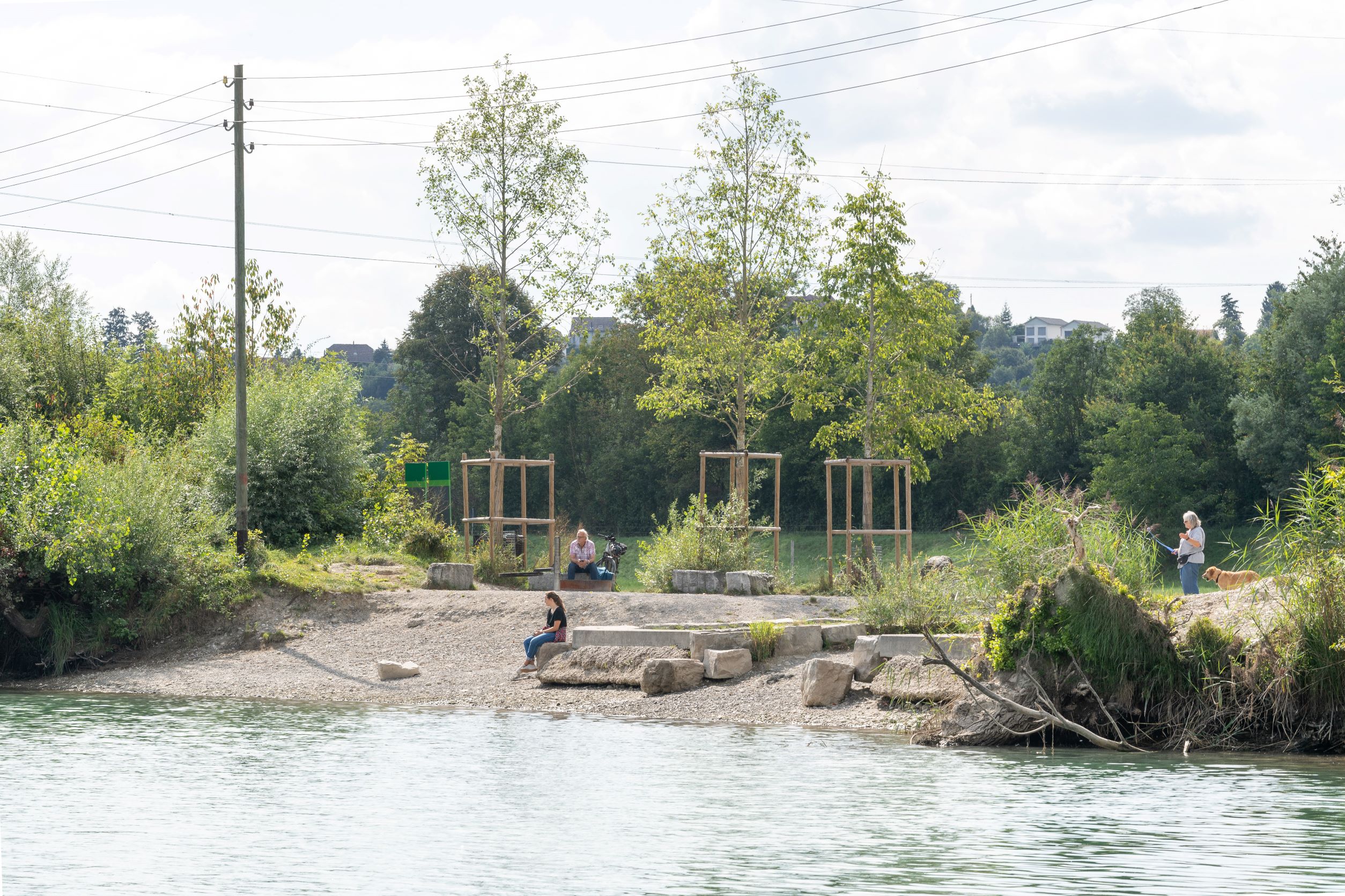 Mühleberg, Rewag, Freifläche (Beispiel See- und Flussufer-Projekt Tiefbauamt Kanton Bern), Bild: B. Devènes, 2021