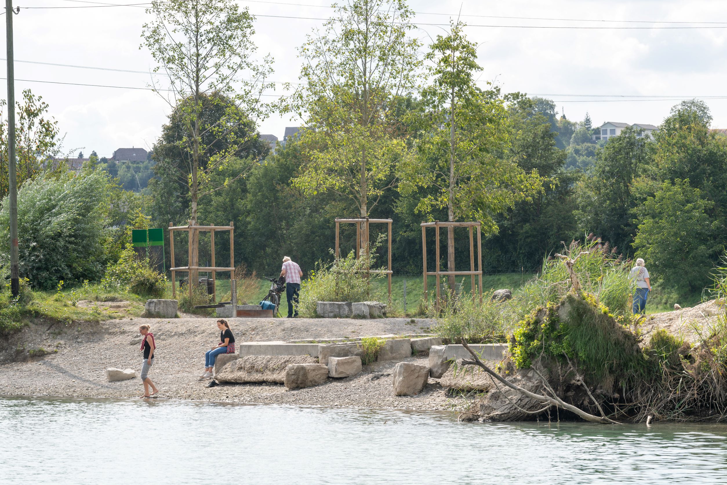 Mühleberg, Rewag, Freifläche (Beispiel See- und Flussufer-Projekt Tiefbauamt Kanton Bern), Bild: B. Devènes, 2021