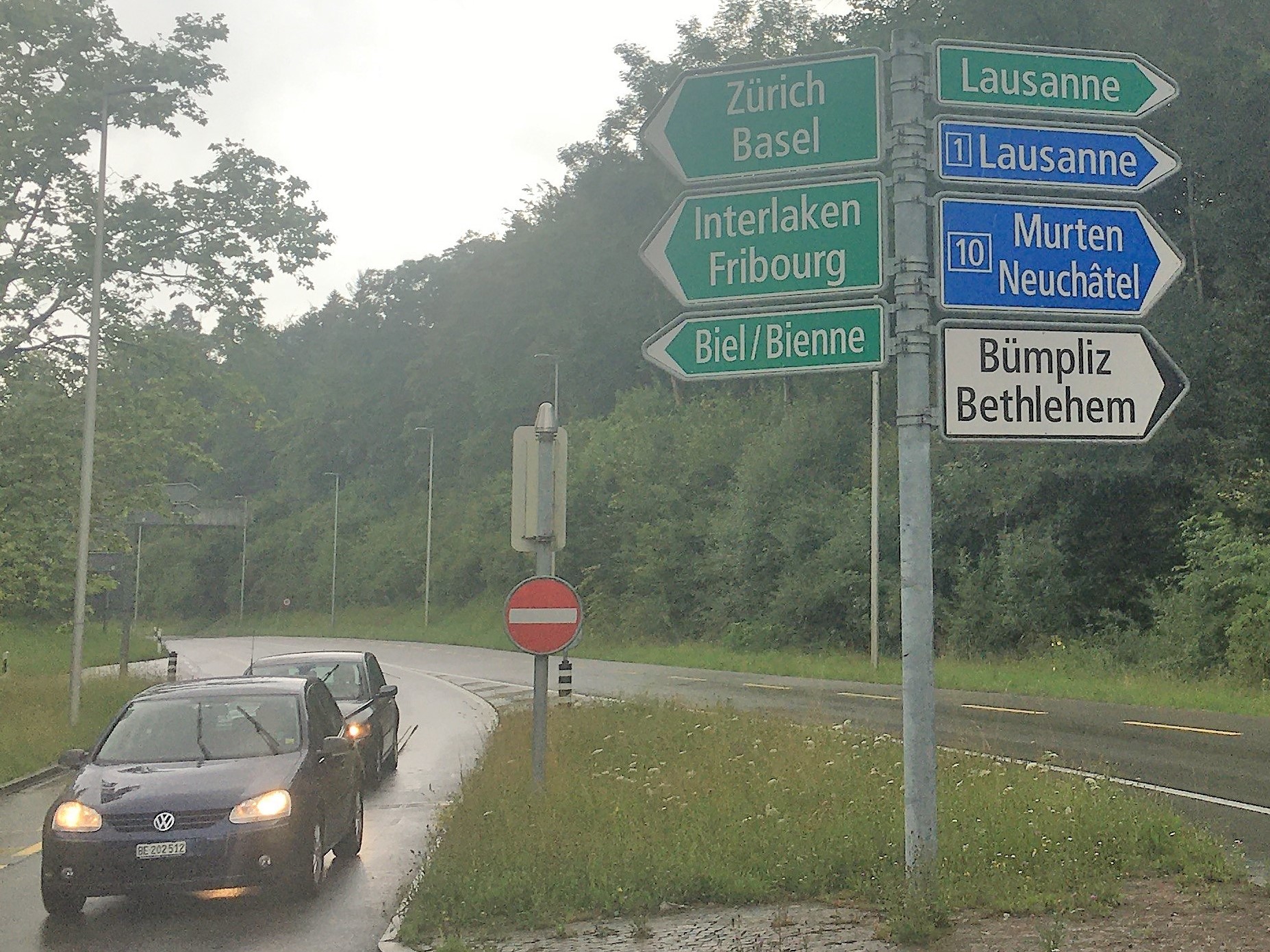 Signalisation, panneaux indicateurs et marquage